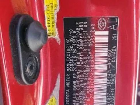 Used 2010 Toyota Corolla S image 16