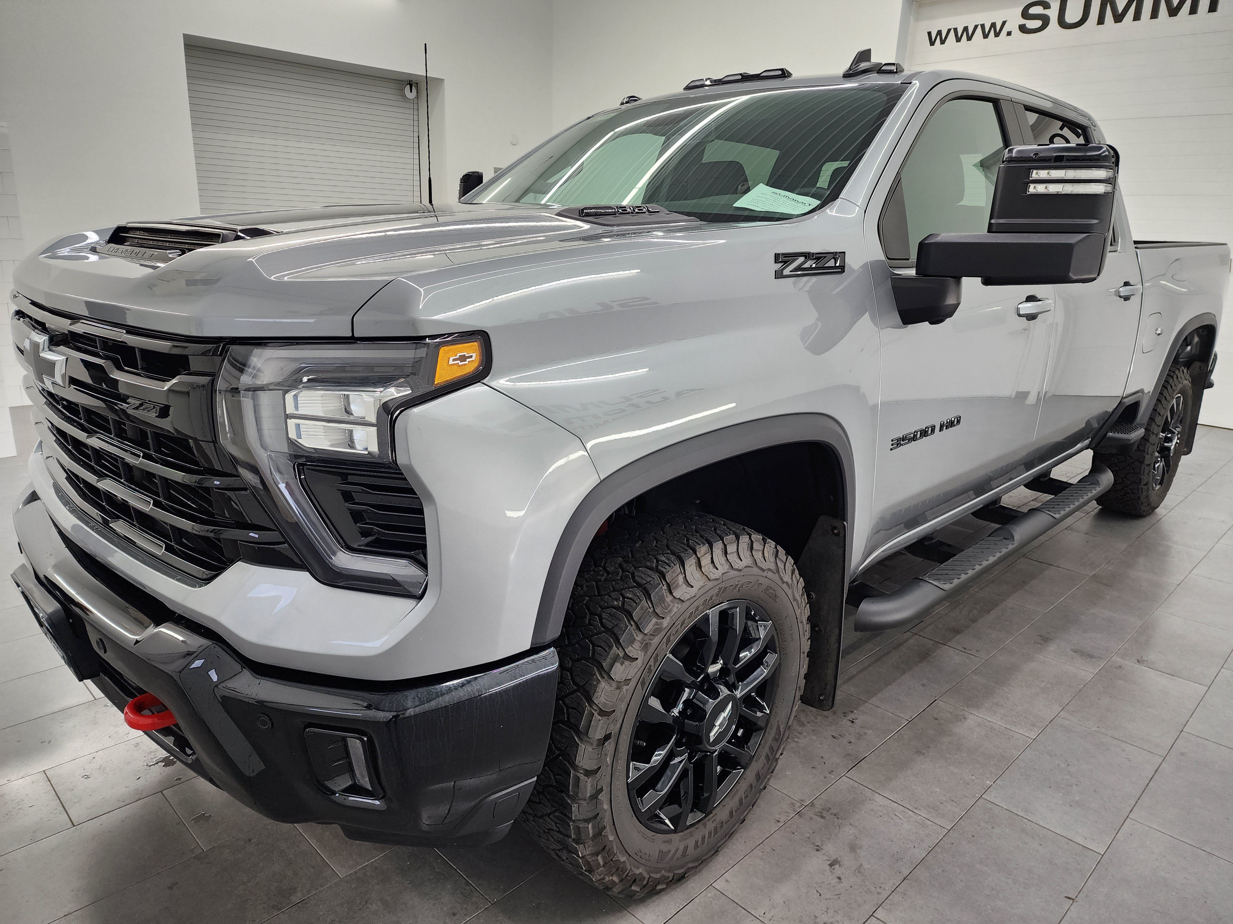 Used 2025 Chevrolet Silverado 3500 LT w/ Trail Boss Package AWD/4WD image 7