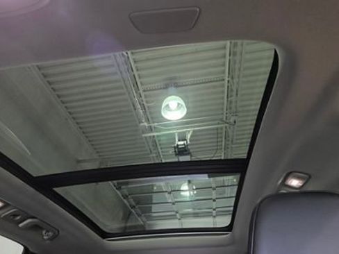 Used 2023 Volvo XC60 B5 Core w/ Climate Package image 24