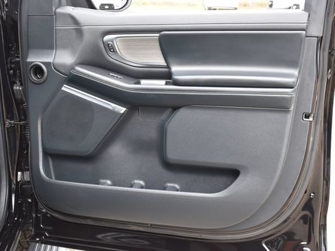 Certified 2025 Ford Expedition Platinum AWD/4WD image 30