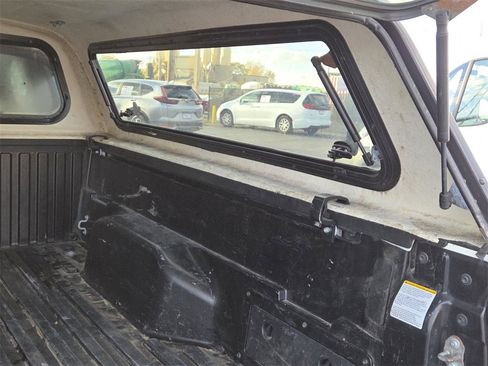 Used 2020 Toyota Tacoma SR image 17