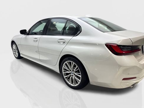 Used 2023 BMW 330i Sedan w/ Driving Assistance Package RWD image 14