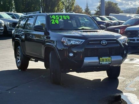 Used 2024 Toyota 4Runner TRD Off-Road image 43