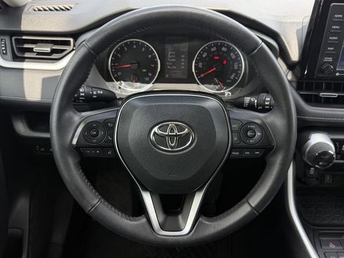 Used 2021 Toyota RAV4 XLE Premium FWD image 13