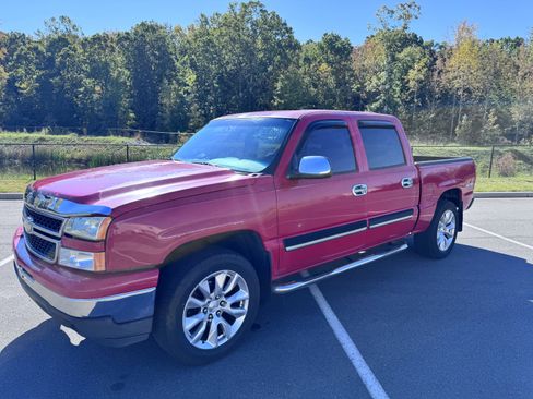 Used 2007 Chevrolet Silverado 1500 LS w/ Chrome Exterior Package image 7