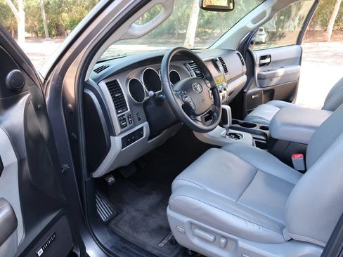Used 2013 Toyota Sequoia Limited AWD/4WD image 16