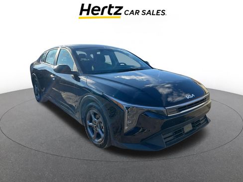 Used 2025 Kia K4 LXS image 1