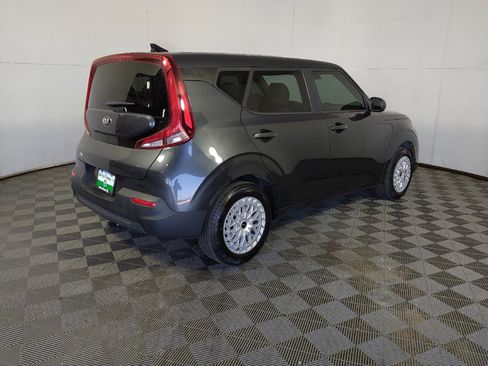 Used 2020 Kia Soul LX FWD image 10