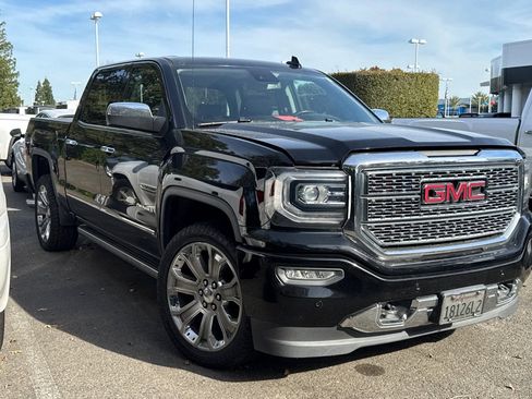 Used 2018 GMC Sierra 1500 Denali w/ Denali Ultimate Package image 2