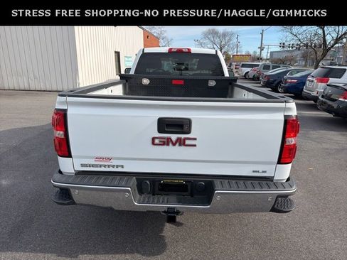 Used 2017 GMC Sierra 1500 SLE w/ SLE Preferred Package image 4