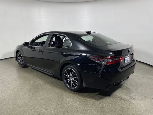 Certified 2023 Toyota Camry SE w/ Convenience Package FWD image 5