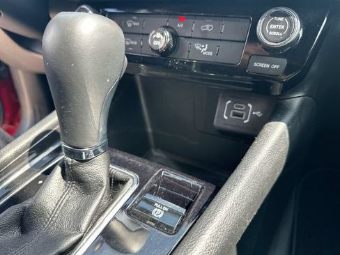 Used 2023 Jeep Compass Latitude AWD/4WD image 38