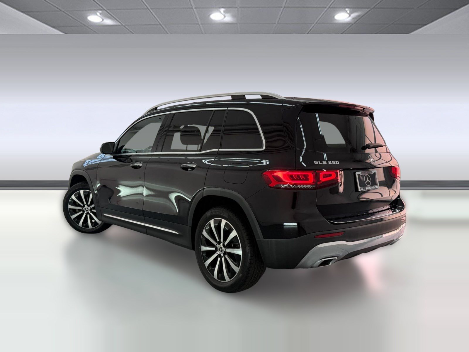 Used 2022 Mercedes-Benz GLB 250 image 3