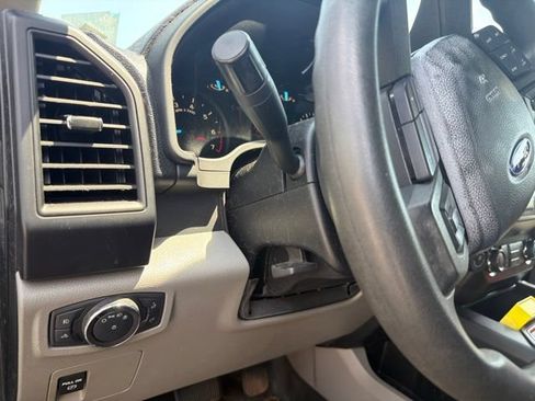 Used 2019 Ford F150 XL w/ Equipment Group 101A Mid AWD/4WD image 16