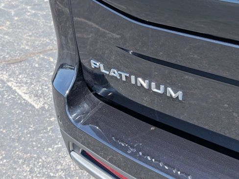 Used 2025 Ford Expedition Platinum w/ Platinum Ultimate Package AWD/4WD image 26