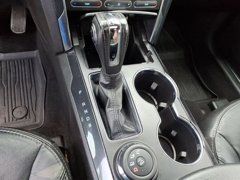 Used 2019 Ford Explorer Limited w/ Ford Safe & Smart Package AWD/4WD image 25