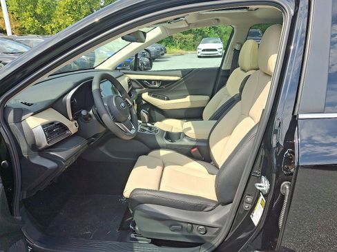New 2025 Subaru Outback Limited image 9