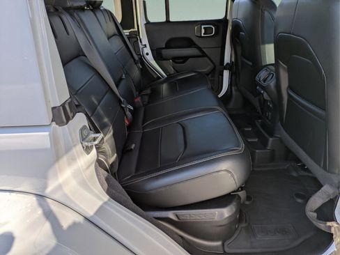 Used 2023 Jeep Wrangler Sahara w/ Cold Weather Group image 27