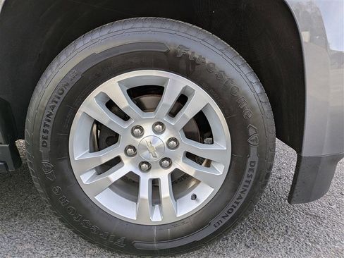 Used 2020 Chevrolet Suburban LT AWD/4WD image 9