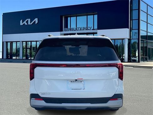 New 2026 Kia Carnival EX image 5