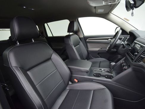 Used 2022 Volkswagen Atlas SE image 19