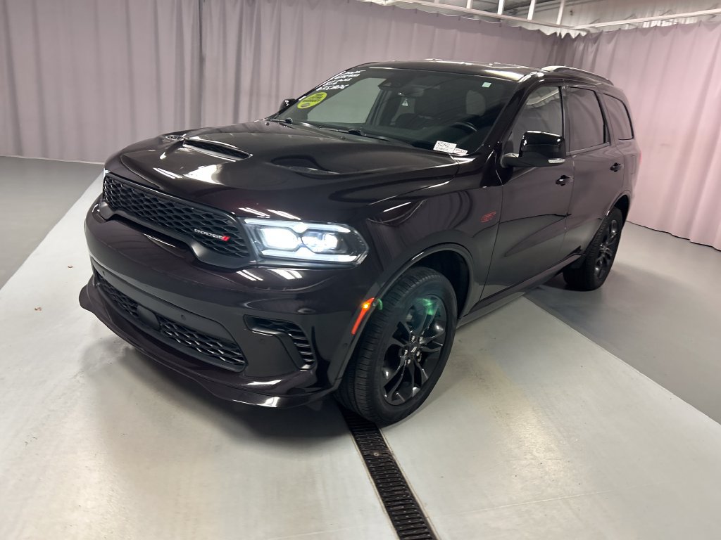 Used 2025 Dodge Durango GT AWD/4WD image 3