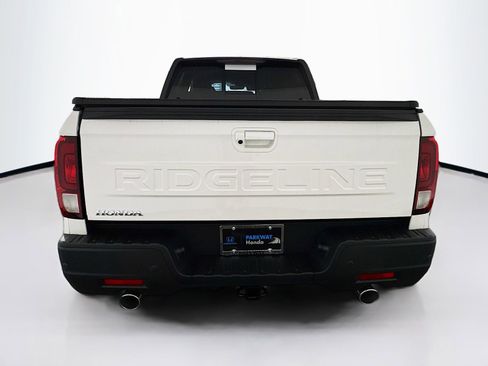 Used 2025 Honda Ridgeline Black Edition image 5