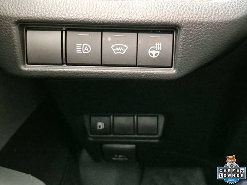 Used 2024 Toyota Prius XLE AWD/4WD image 18