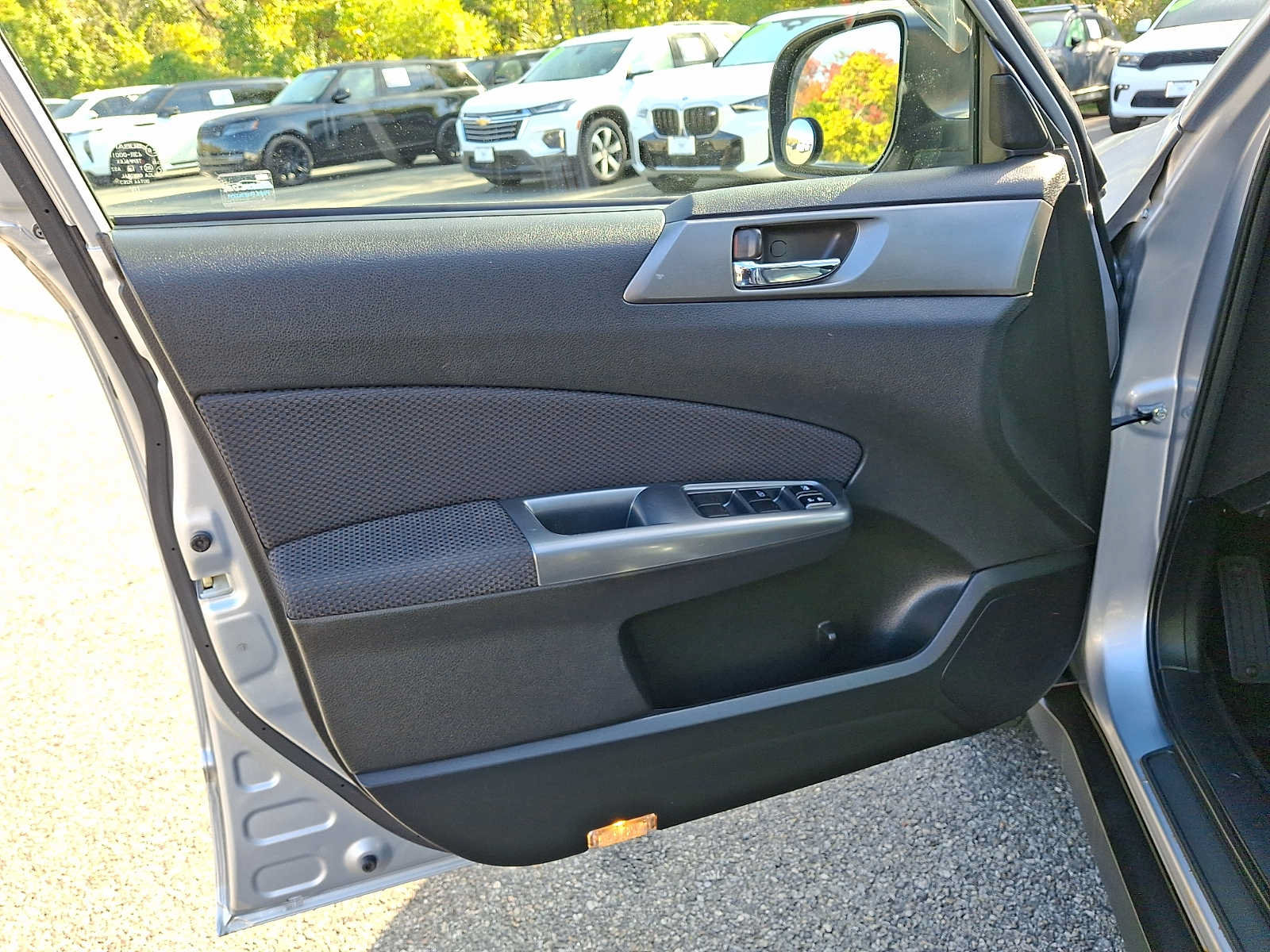 Used 2013 Subaru Forester 2.5X Premium w/ All-Weather Plus Pkg AWD/4WD image 12