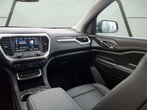 Certified 2023 GMC Acadia SLT w/ Elevation Edition AWD/4WD image 12