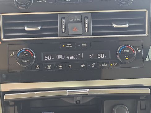 Used 2022 INFINITI QX80 Luxe w/ Cargo Package image 18