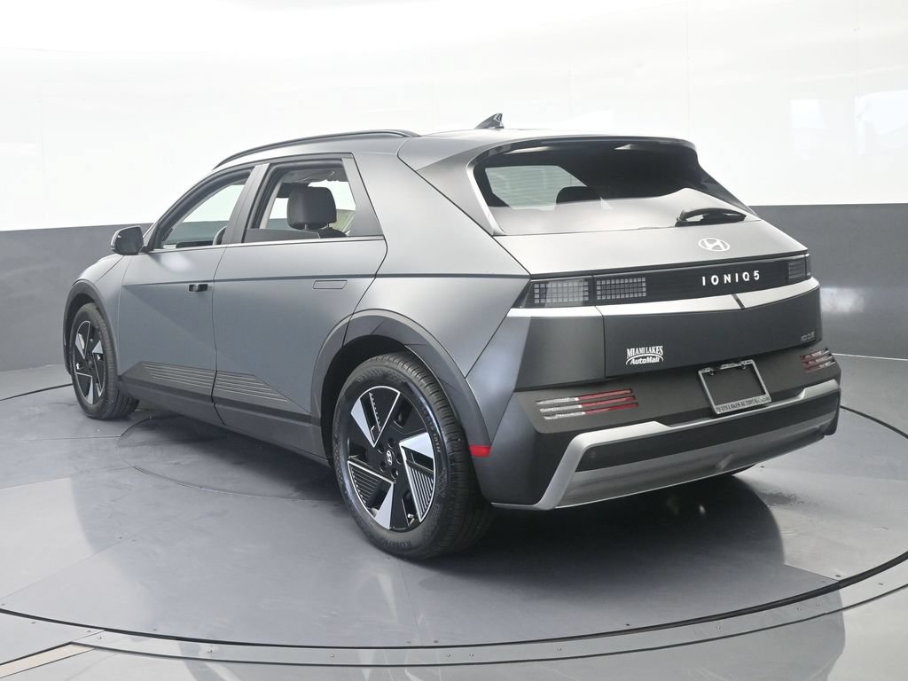Used 2025 Hyundai Ioniq 5 SEL RWD image 4