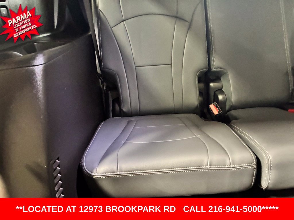 Certified 2024 Buick Enclave Essence AWD/4WD image 21