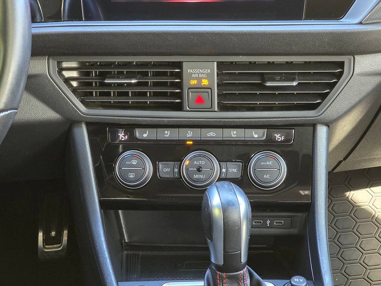 Used 2021 Volkswagen Jetta GLI FWD image 25