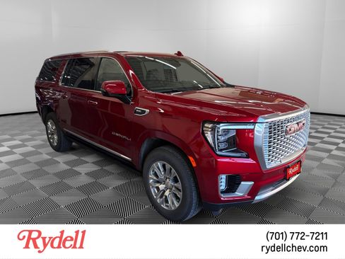 Used 2024 GMC Yukon XL Denali w/ Max Trailering Package AWD/4WD image 4