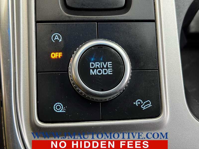 Used 2020 Ford Explorer Limited AWD/4WD image 37