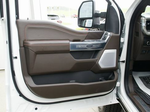 New 2025 Ford F250 King Ranch w/ Chrome Package image 19