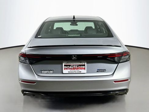 Used 2024 Honda Accord Sport image 6