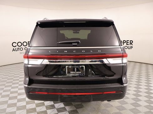 Certified 2023 Lincoln Navigator Reserve image 24