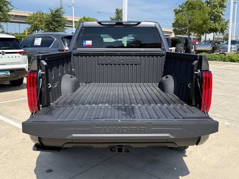 Used 2025 Toyota Tundra SR5 AWD/4WD image 31