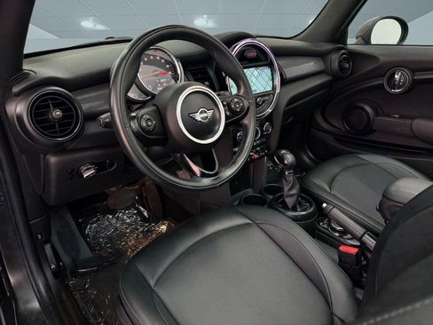 Used 2019 MINI Cooper Convertible image 4