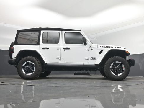 Used 2019 Jeep Wrangler Unlimited Rubicon AWD/4WD image 16