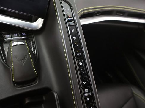 Used 2021 Chevrolet Corvette Stingray Premium Conv w/ 3LT image 54