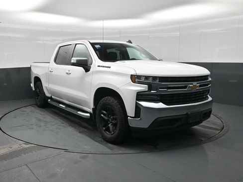 Used 2021 Chevrolet Silverado 1500 LT w/ Bed Protection Package image 2