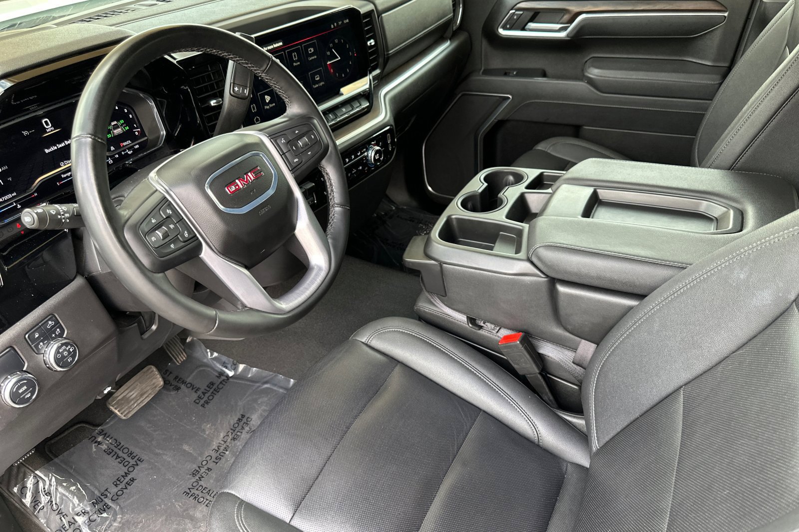 Certified 2025 GMC Sierra 1500 SLT RWD image 10