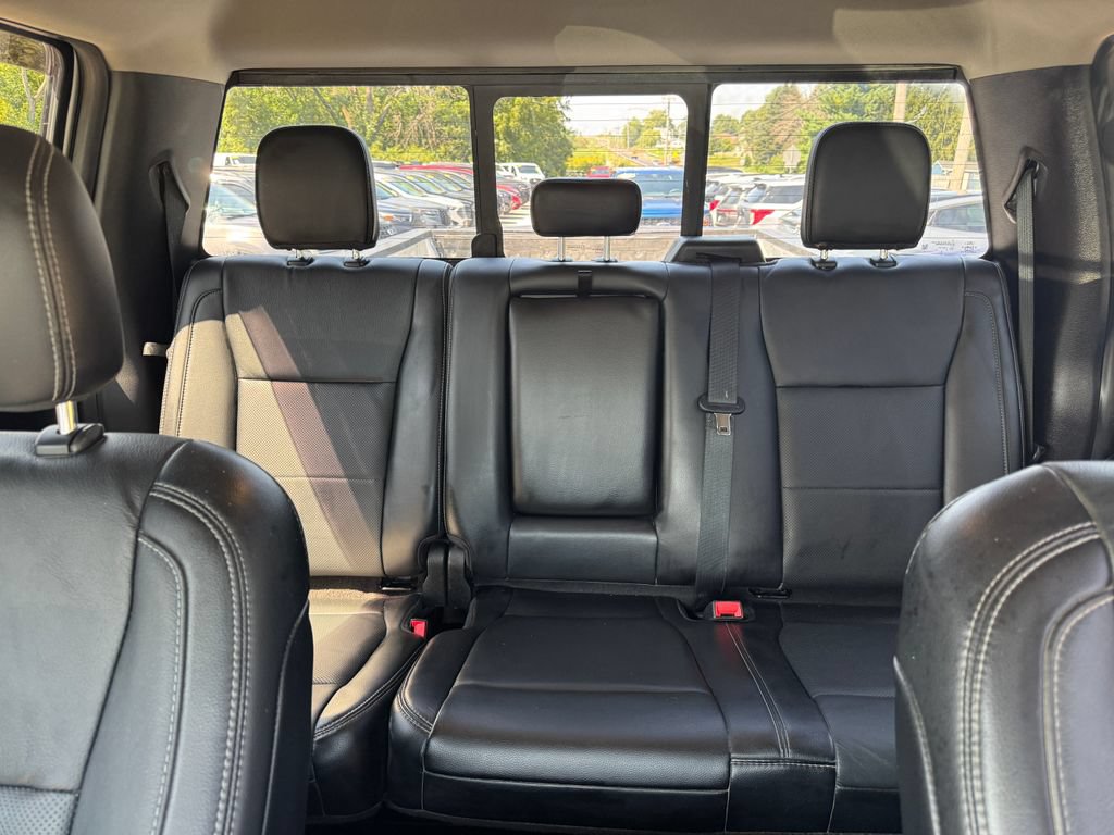 Used 2019 Ford F350 Lariat w/ Lariat Ultimate Package AWD/4WD image 28