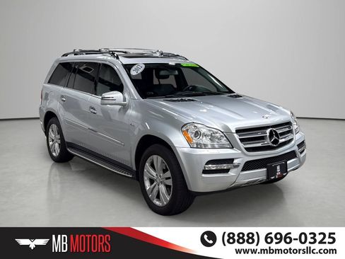 Used 2012 Mercedes-Benz GL 320 BlueTEC 4MATIC image 2