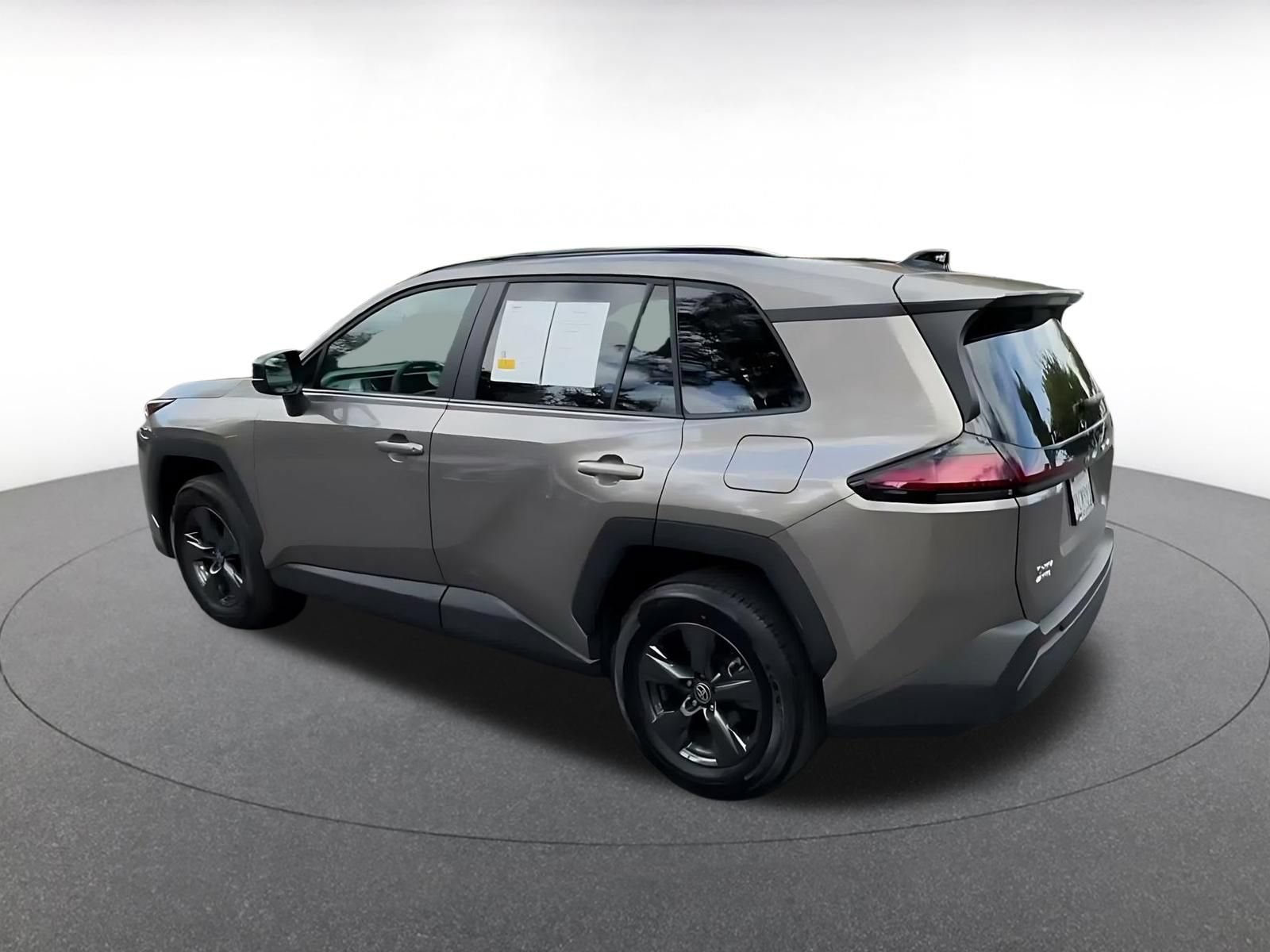 Used 2026 Toyota RAV4 LE AWD/4WD image 9