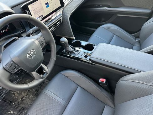 New 2026 Toyota Camry XLE w/ Premium Plus Package AWD/4WD image 8
