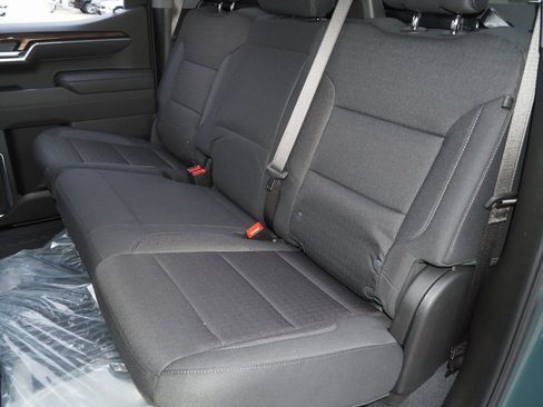 New 2025 Chevrolet Silverado 1500 LT w/ Z71 Off-Road Package image 18